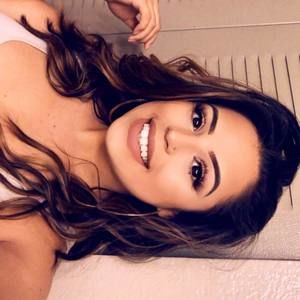 Meet your Posher, Jasmin